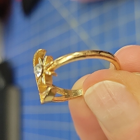 Moon & Diamond Faux Star Gold Tone Ring Size 9 Adjustable - Picture 4 of 6
